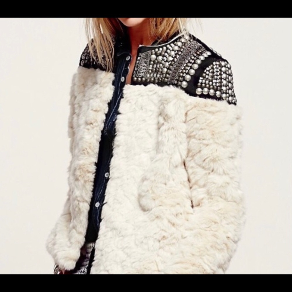 FREE PEOPLE IVORY FAUX FUR RIVET BEADED JACKET